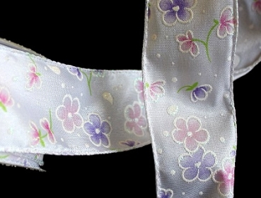 Preview: Dekoband 4cm weiss mit Blümchen rosa und violett