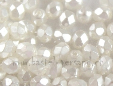 Glasfacettenperle 4mm weiss