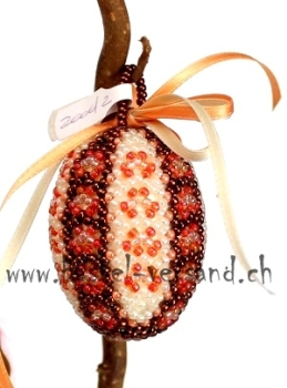 Perlenei ca. 5cm Bordüre lachs