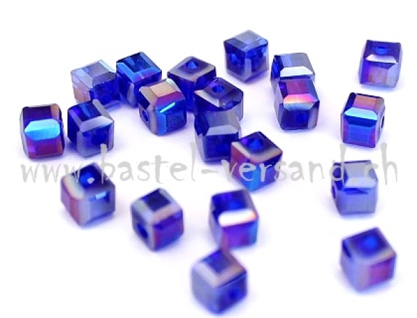 Glasperle Würfel 4 x 4mm blauviolett