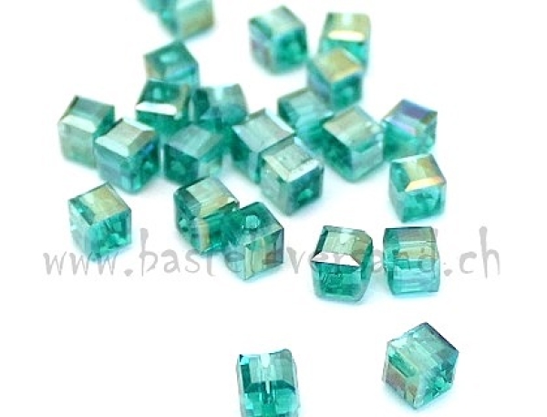 Glasperle Würfel 4 x 4mm emerald