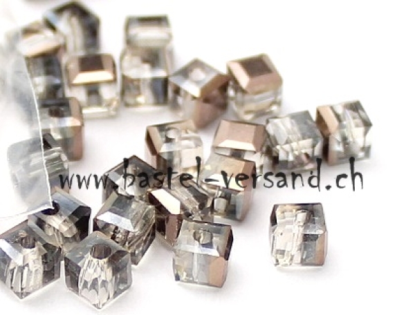 Glasperle Würfel 4 x 4mm schwarz