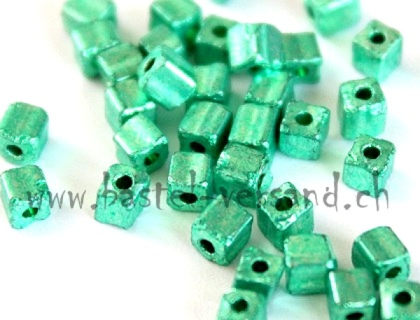 Glaswürfeli 4 x 3mm grün