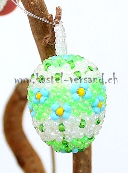 Perlenei 3cm weiss/grün