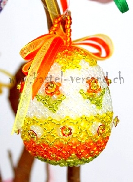 Perlenei ca. 5cm Blümchen weiss