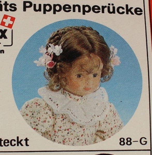 Puppenperücke 28 - 29cm Zöpfe hochgesteckt braun