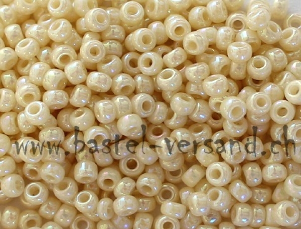 Rocailles-Perlen 9/0 creme 5022