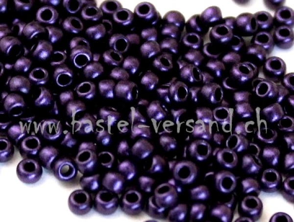 Toho Round 11/0 Hybrid Metallic suede purple