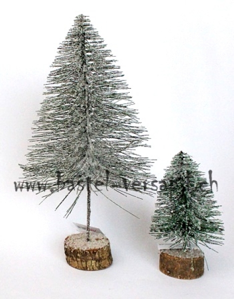Baum beschneit 30cm