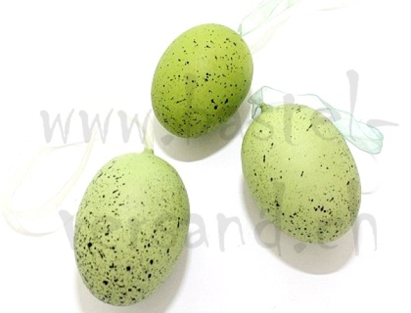 Kunststoffei 7cm grün