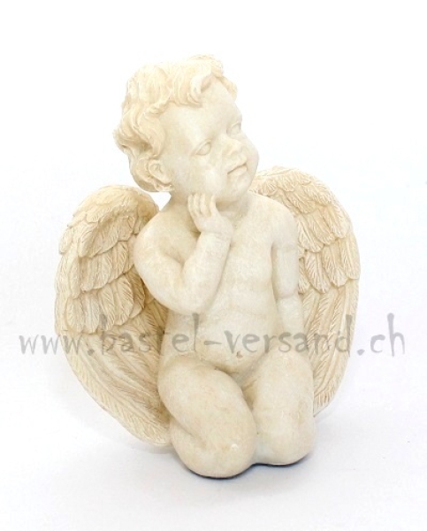 Engel kniend