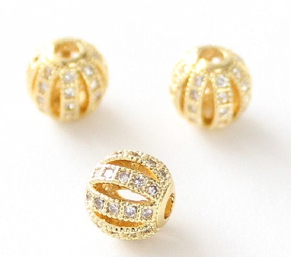 Metallperle 8mm mit Strass goldfarbig