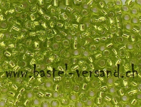 Toho Rocailles-Perlen 9/0 hellgrün 209
