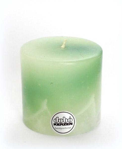 Stumpenkerze grün