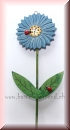 Holzblume mit Marienkäfer blau